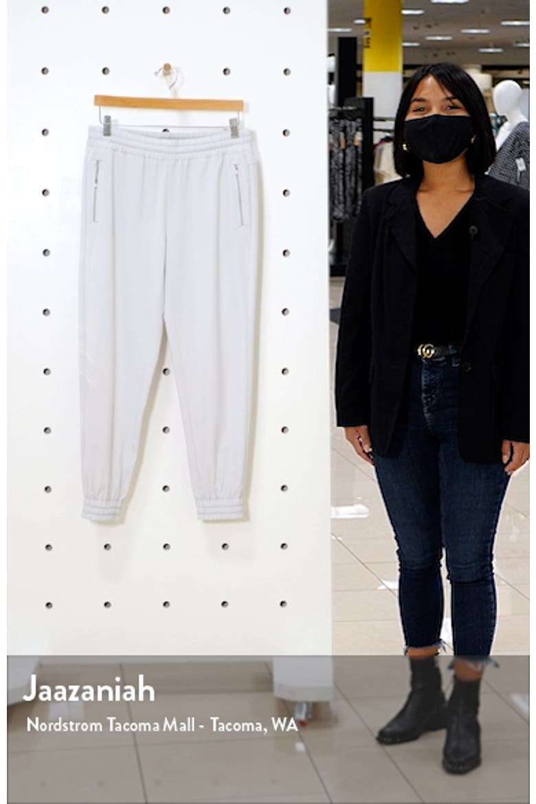 Alicia IslandZone® Joggers video