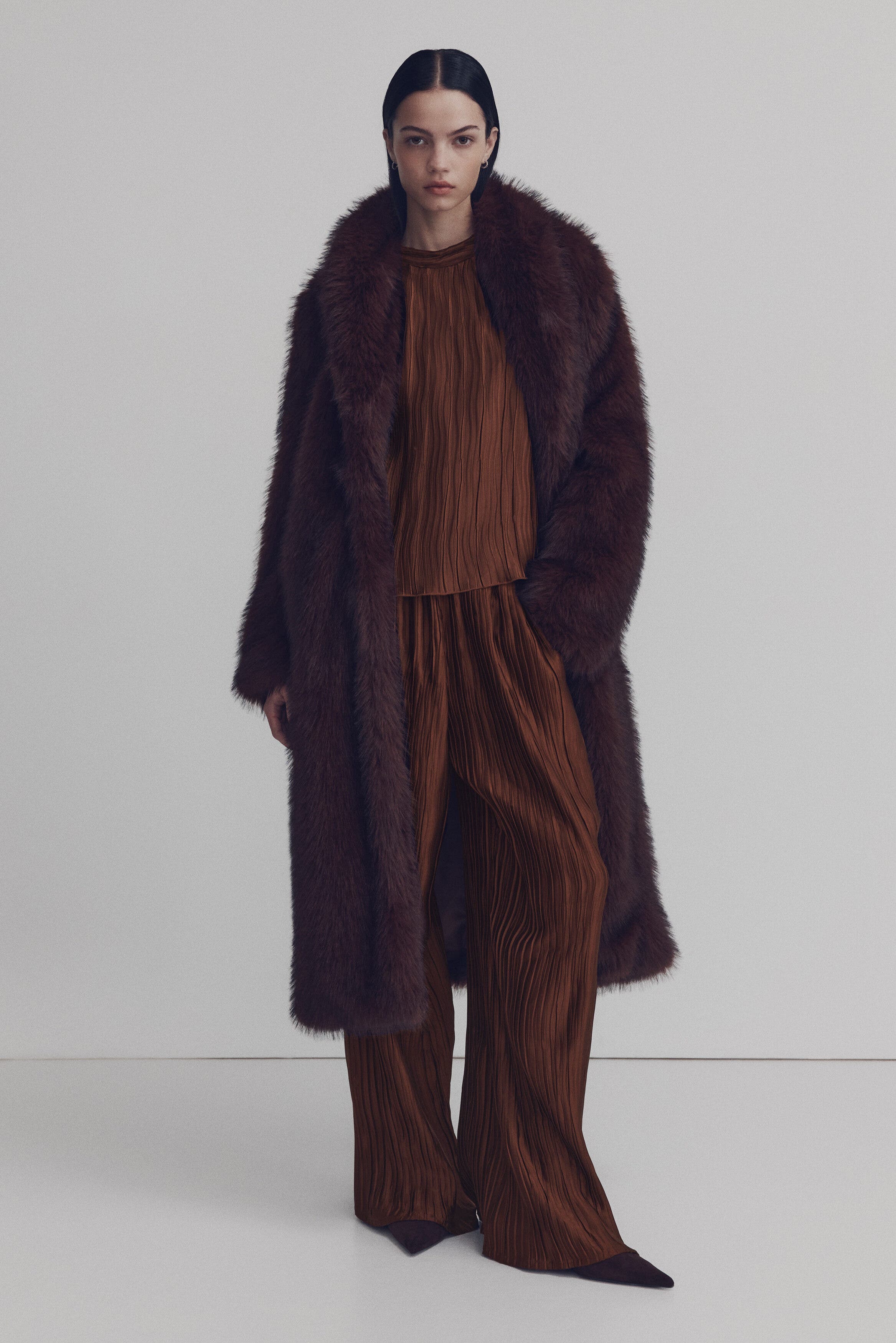 Crinkled Pull-on Trousers - image 2