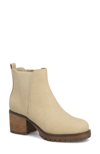 Mia Jody Ribbed Lug Sole Chelsea Boot In Brown