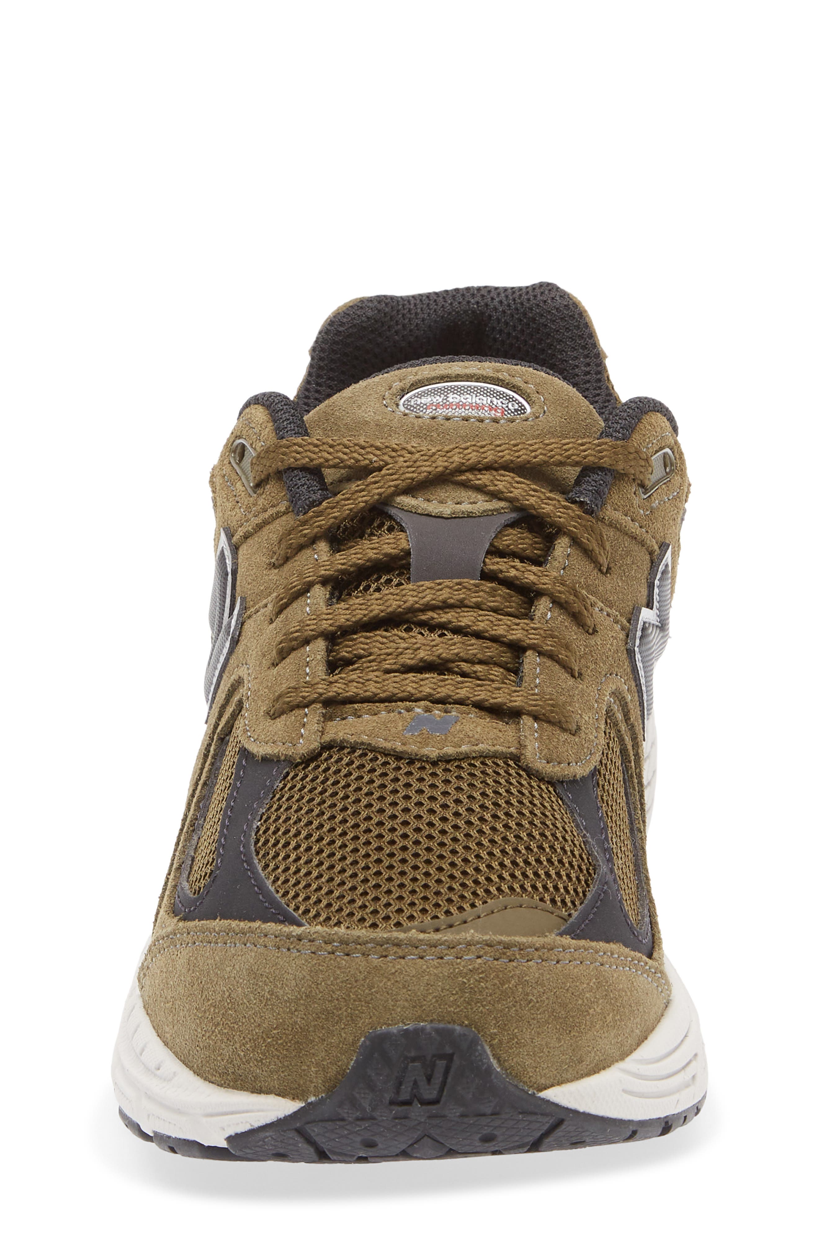 New Balance Kids' 2002R Sneaker, Alternate, color, Woodland/ Black