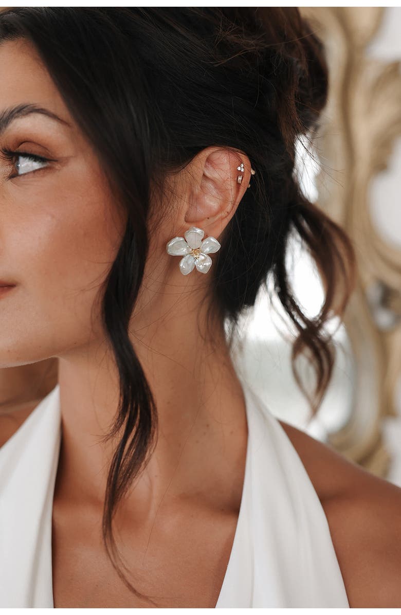 Untamed Petals Elodie Baroque Stud Earrings, Alternate, color, Gold