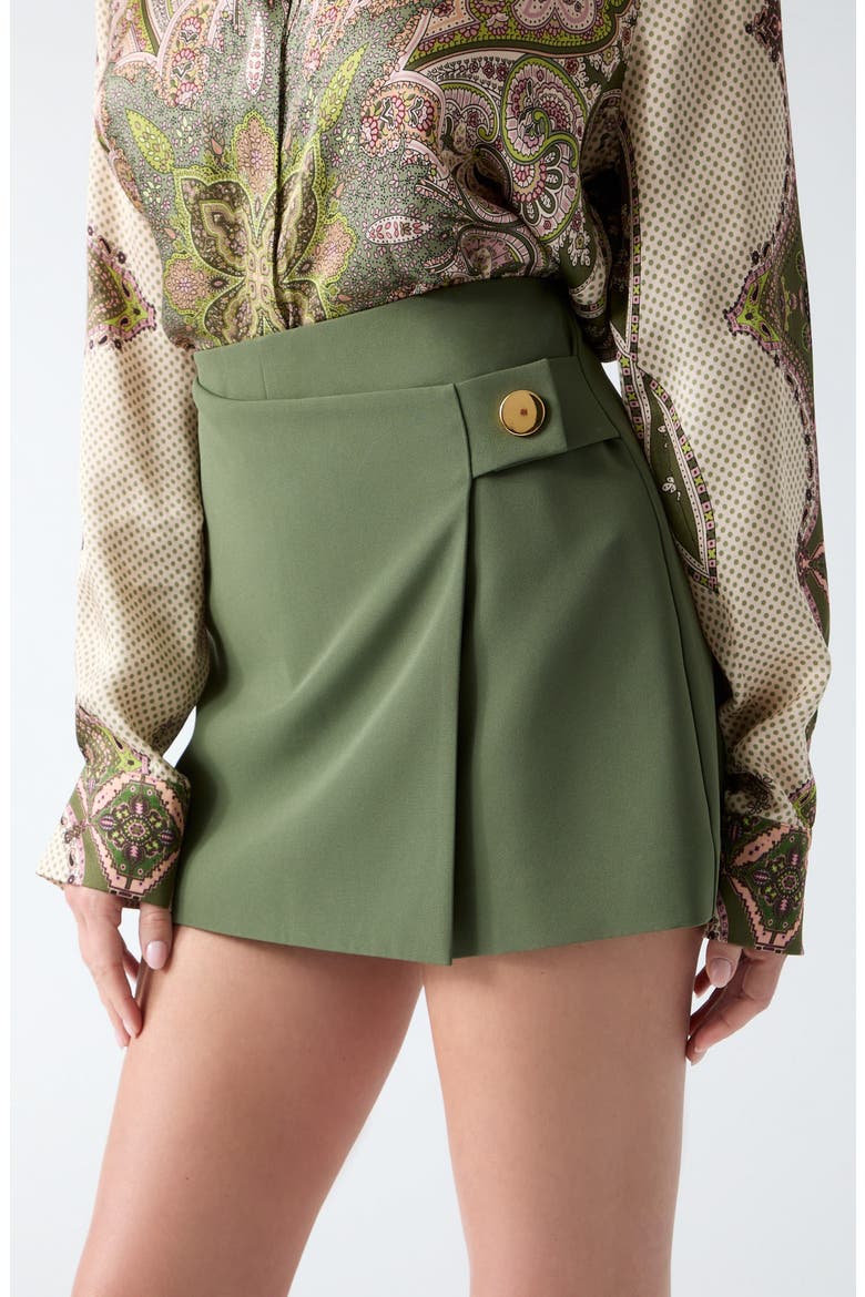 Carmen Skort, Alternate, color, DARK GREEN