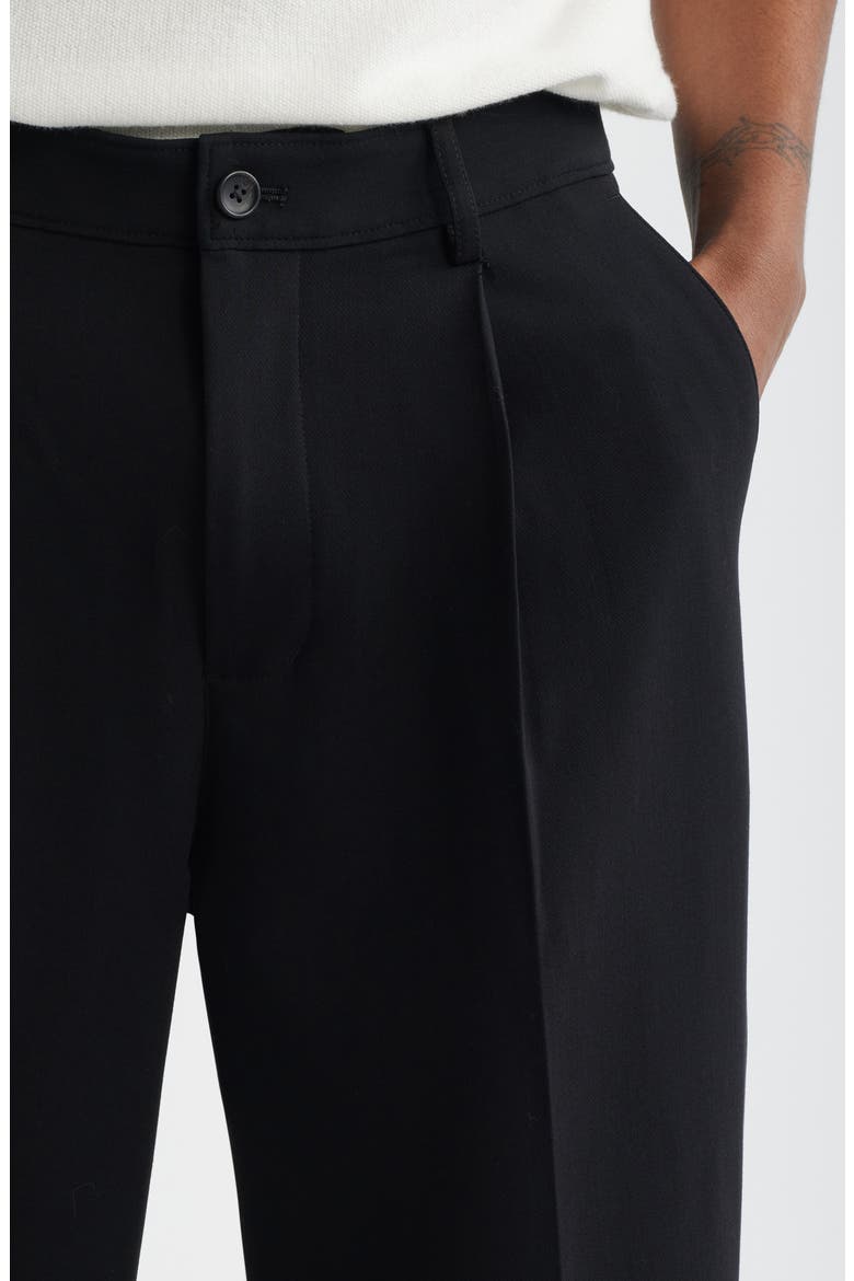 Relaxed Pleated Stretch Twill Pants, Alternate, color, BLACK