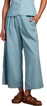 Celtic & Co. Pleat Front Crop Pants