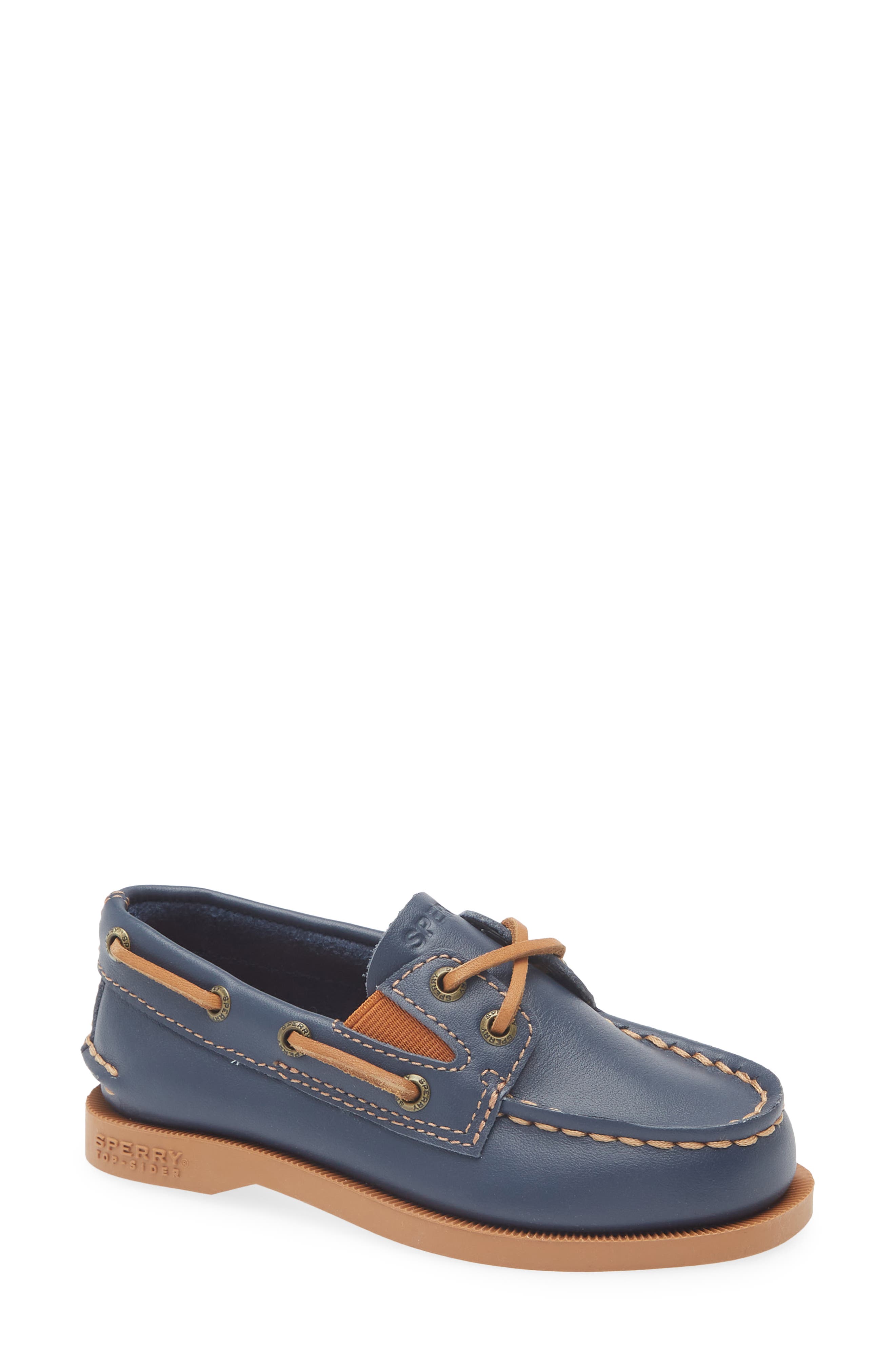 little girl sperrys