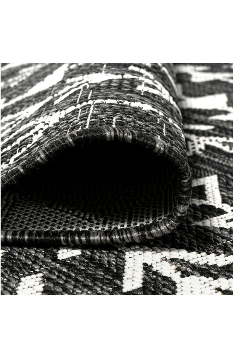 JONATHAN Y Tokay Bohemian Geometric Indoor/Outdoor Area Rug, Alternate, color, Black/Ivory