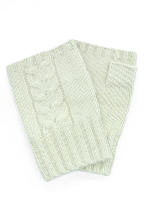 Cable Knit Fingerless Gloves