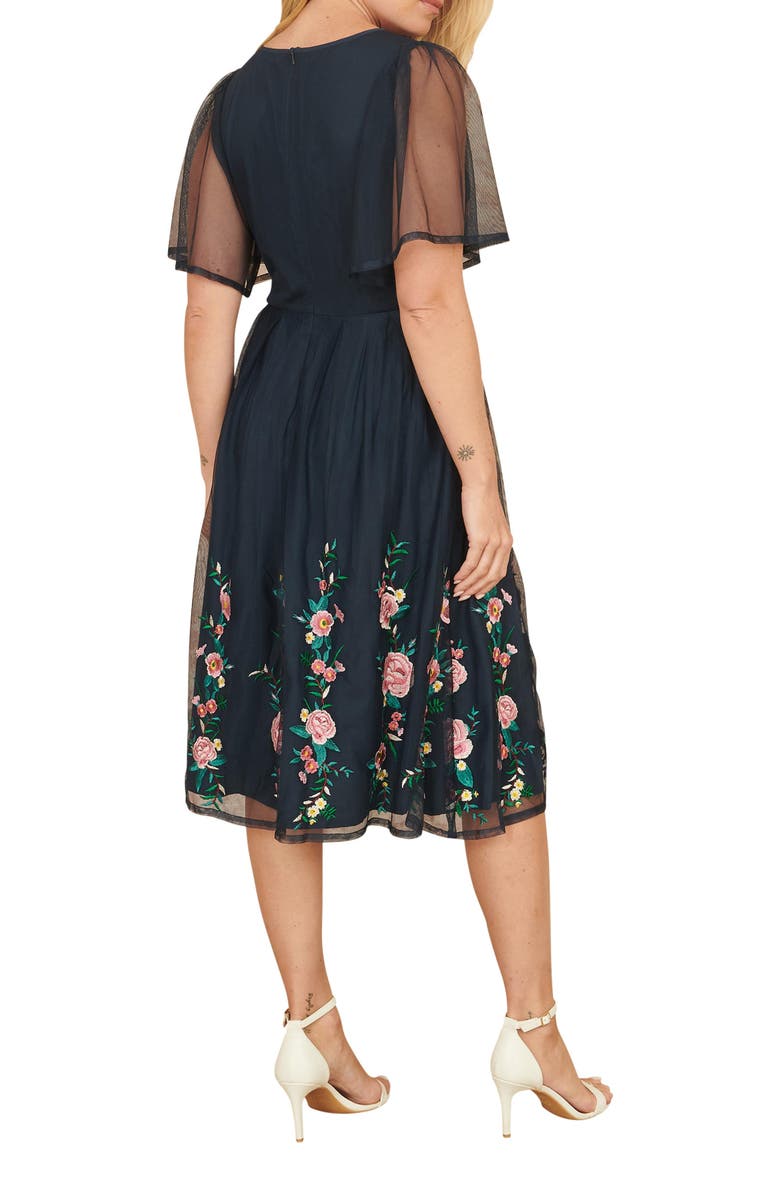 Yumi Embroidered Mesh Sleeve Prom Dress, Alternate, color, Navy