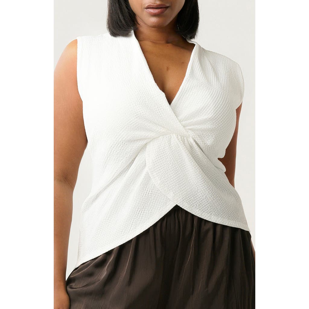 Estelle Hadley Twist Front Seersucker Top In White
