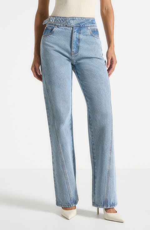 Loane Twist Leg Boyfriend Jeans With Waist Adjuster