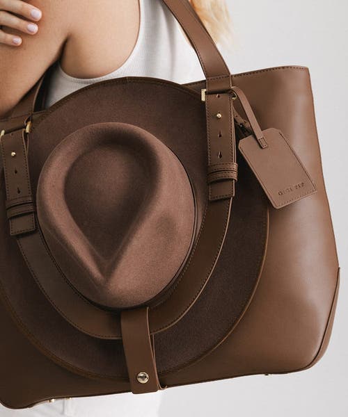 Gigi Pip Hayes Hat Carrying Tote In Chocolate