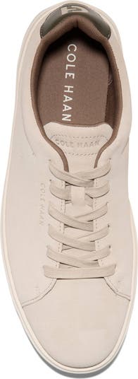 Grand Crosscourt Traveler Sneaker
