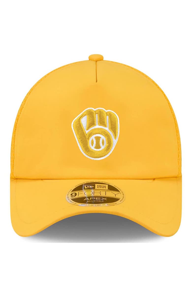 New Era Men's New Era Gold Milwaukee Brewers 2026 Batting Practice Apex 9FORTY Adjustable Trucker Hat, Alternate, color, Gold