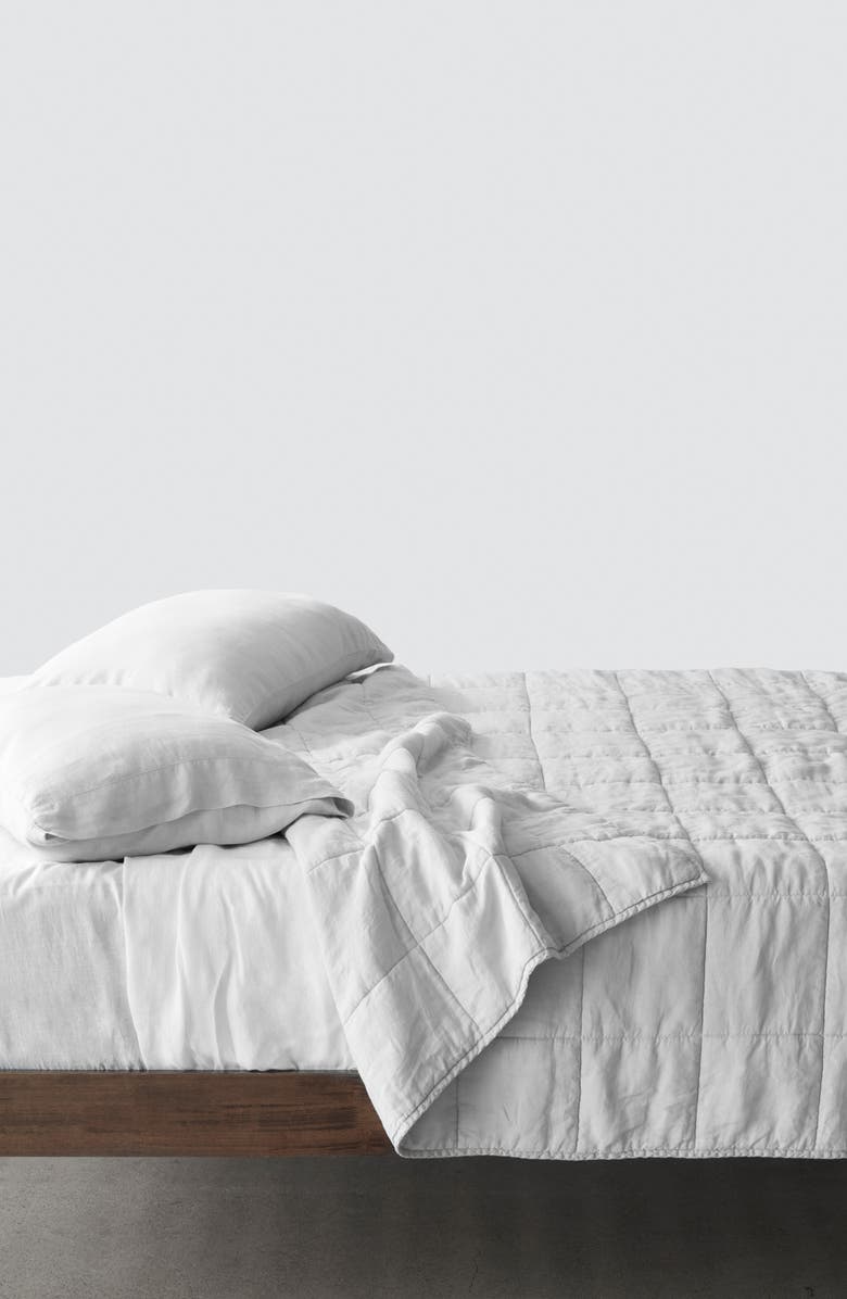 THE CITIZENRY Stonewashed Linen Quilt, Alternate, color, 