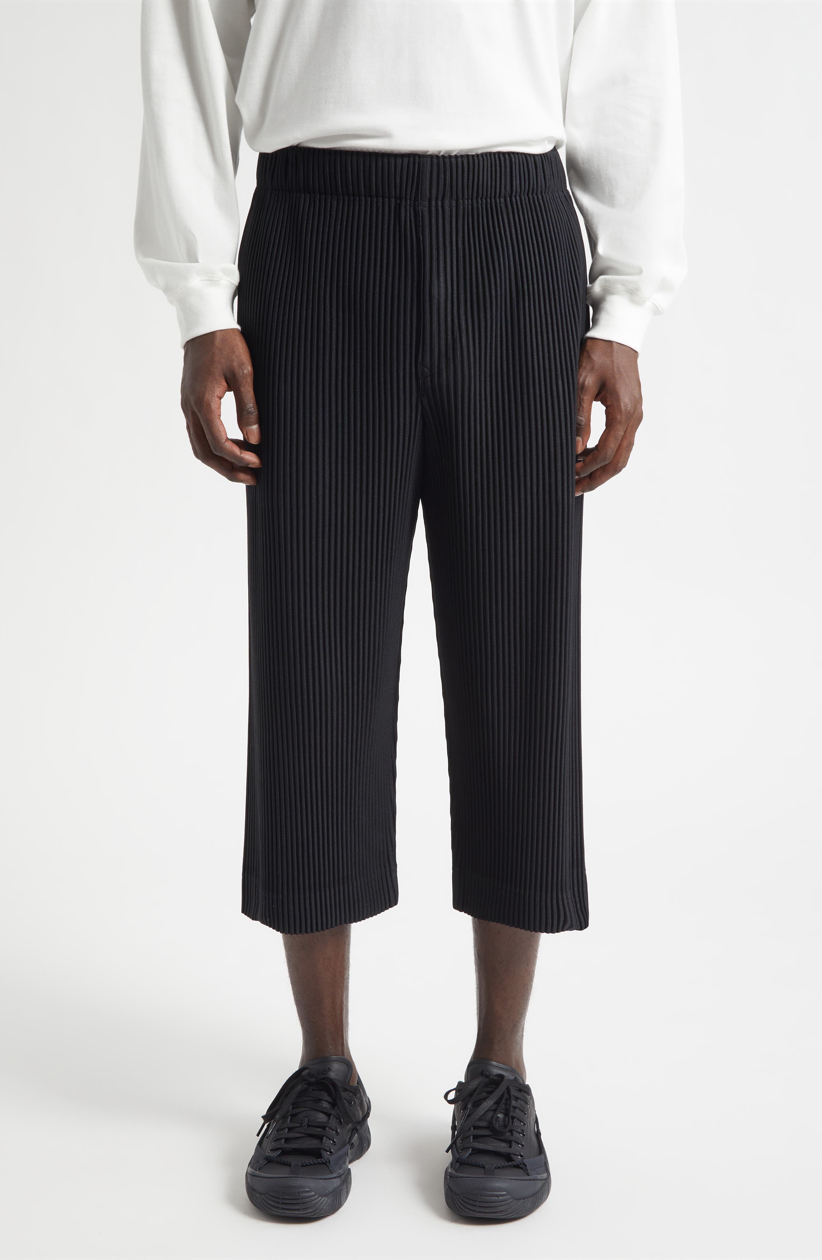 Homme Plissé Issey Miyake Pleated Pull-On Pants | Nordstrom