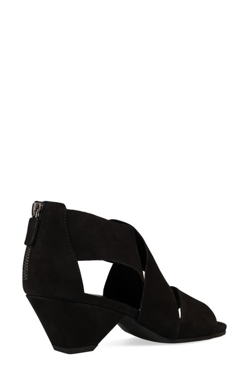 Eileen Fisher Junie Sandal In Black
