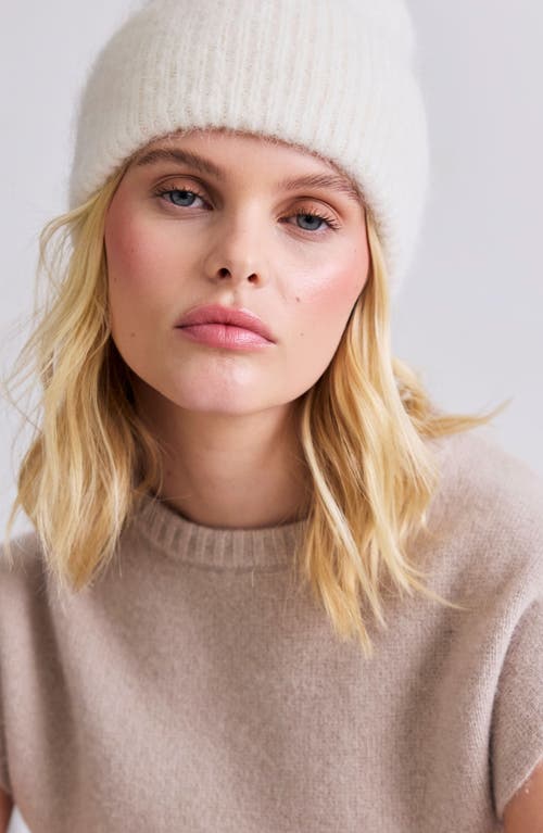Arctic Fox & Co. Arctic Fox & Co The Alpaca Blend Beanie In White