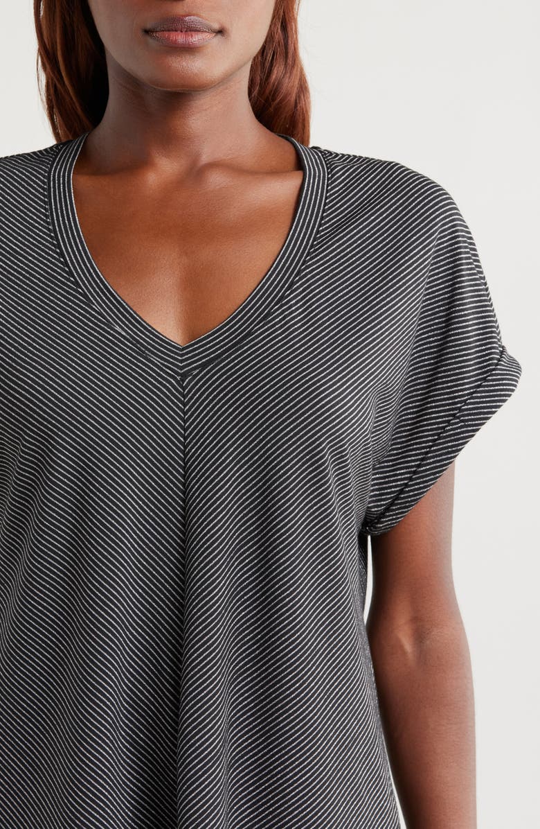 Tommy Bahama Kauai Tranquil Sea Metallic V-Neck T-Shirt, Alternate, color, 