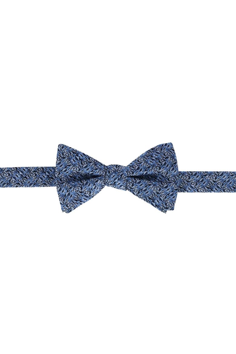 Benito's Blue Basketweave Pattern Silk Novelty Bow Tie, Main, color, Light Blue
