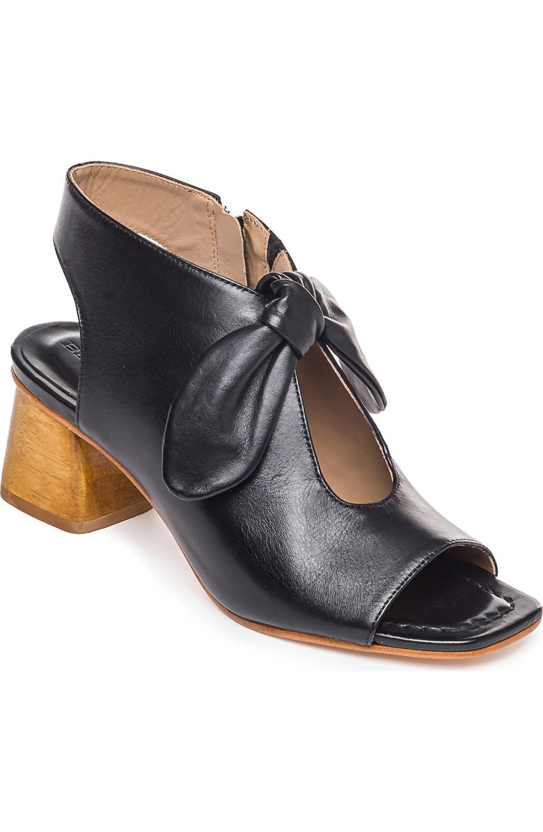 Bernardo Footwear Bernardo Lizzie Sandal, Main, color,