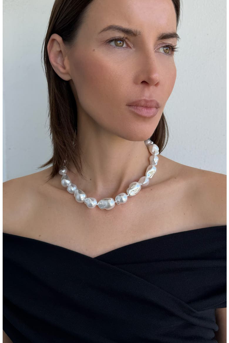 Chunky Faux Pearl Necklace, Alternate, color, WHITE