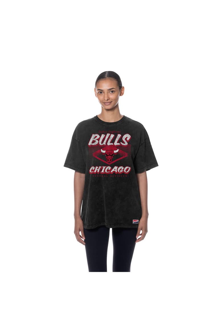 Women's New Era  Black Chicago Bulls Throwback Mineral Wash Oversized T-Shirt, Alternate, color, Black