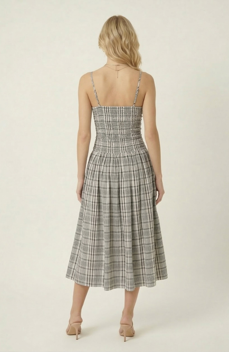 Modenaire Plaid Smocked Bodice Midi Dress, Alternate, color, Charcoal Plaid
