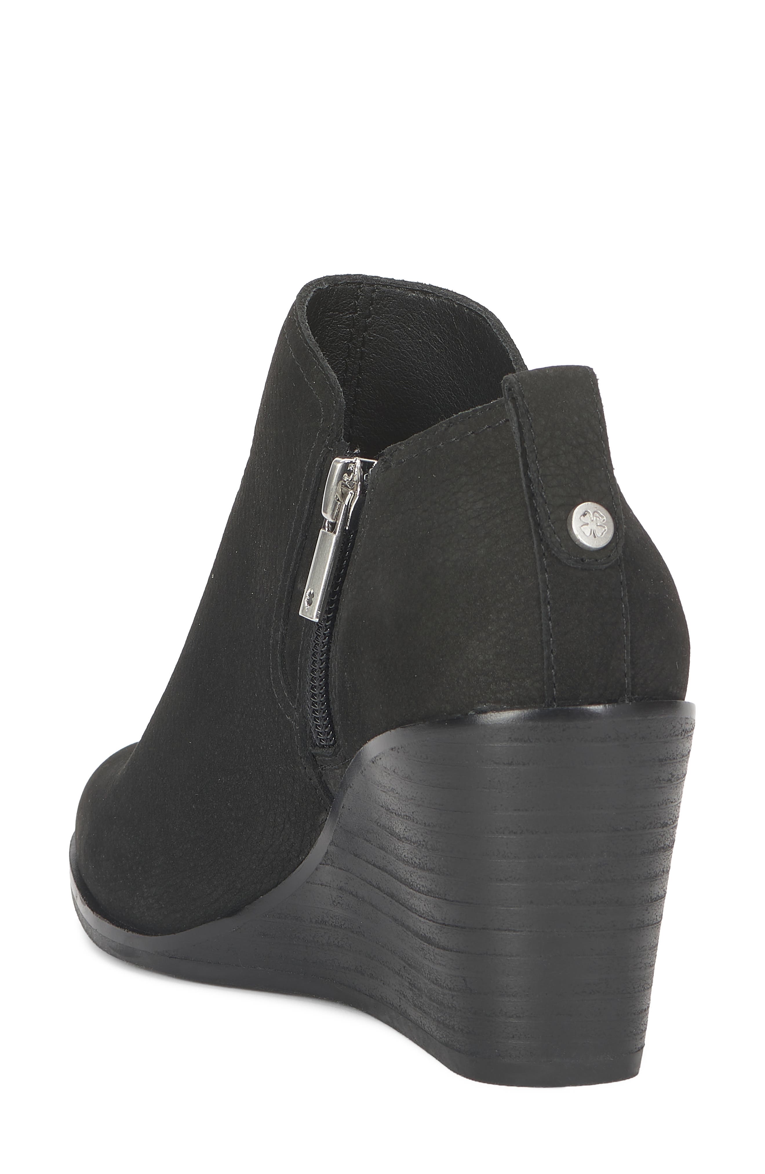 Zinlay Leather Wedge Bootie, Alternate, color, BLACK 01