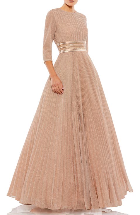 Shimmering Pleated A-Line 3/4 Sleeve Gown