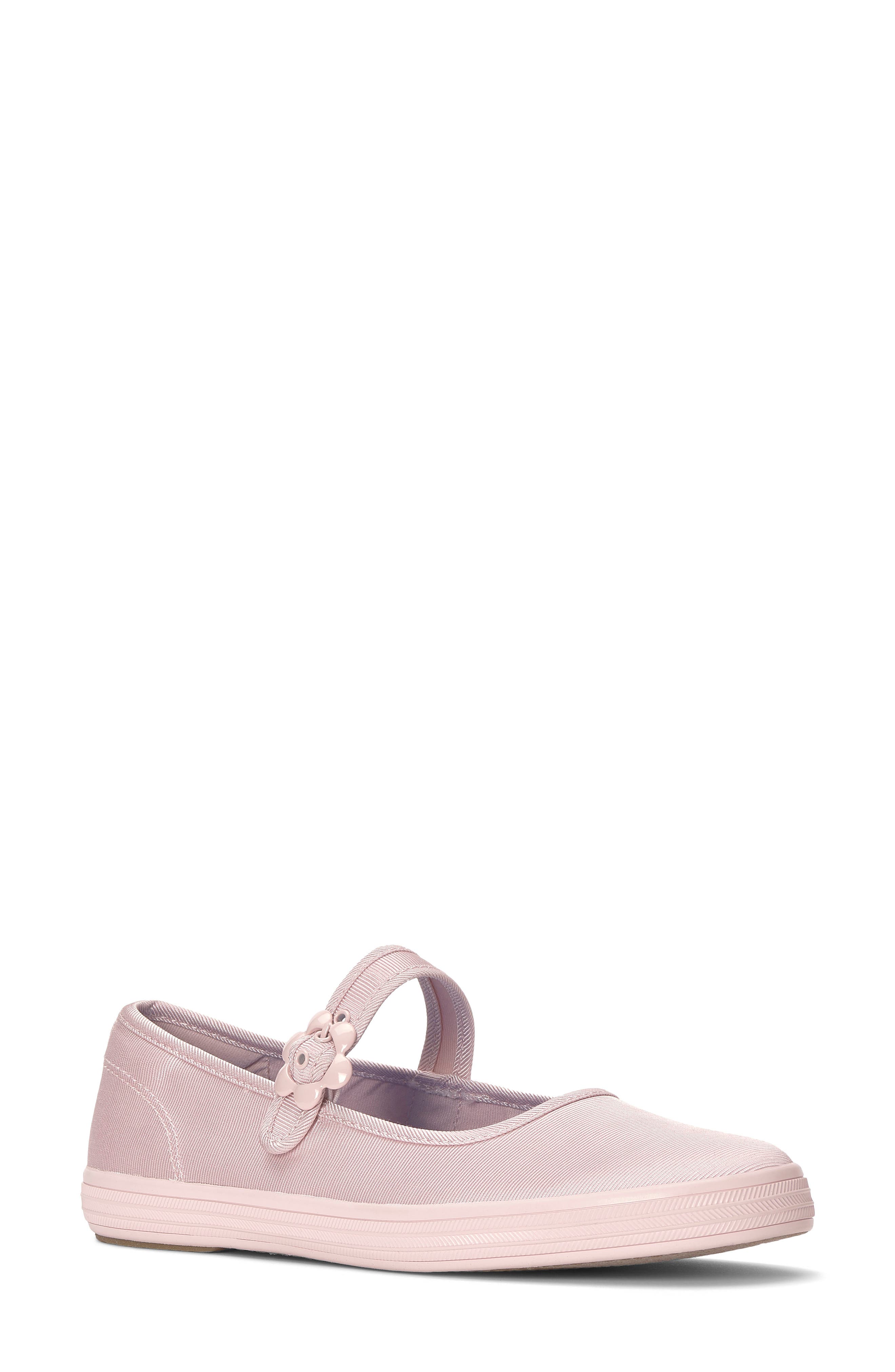 PETAL PINK