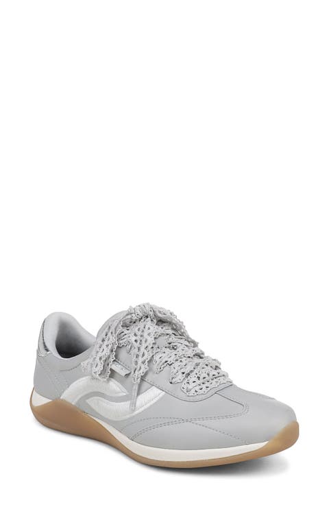 Era Luxe Walking Sneaker