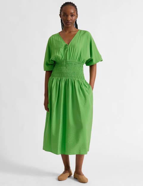 Air Flow Shirred Waist Dress