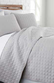 SOUTHSHORE FINE LINENS Ultra-Soft Oversized Quilt Set