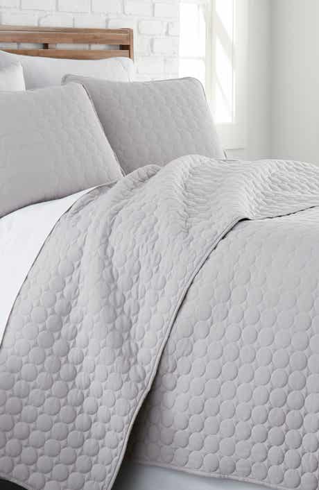 SOUTHSHORE FINE LINENS Ultra-Soft Oversized Quilt Set