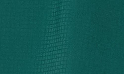 Varley Soft Ripstop Shorts In Green