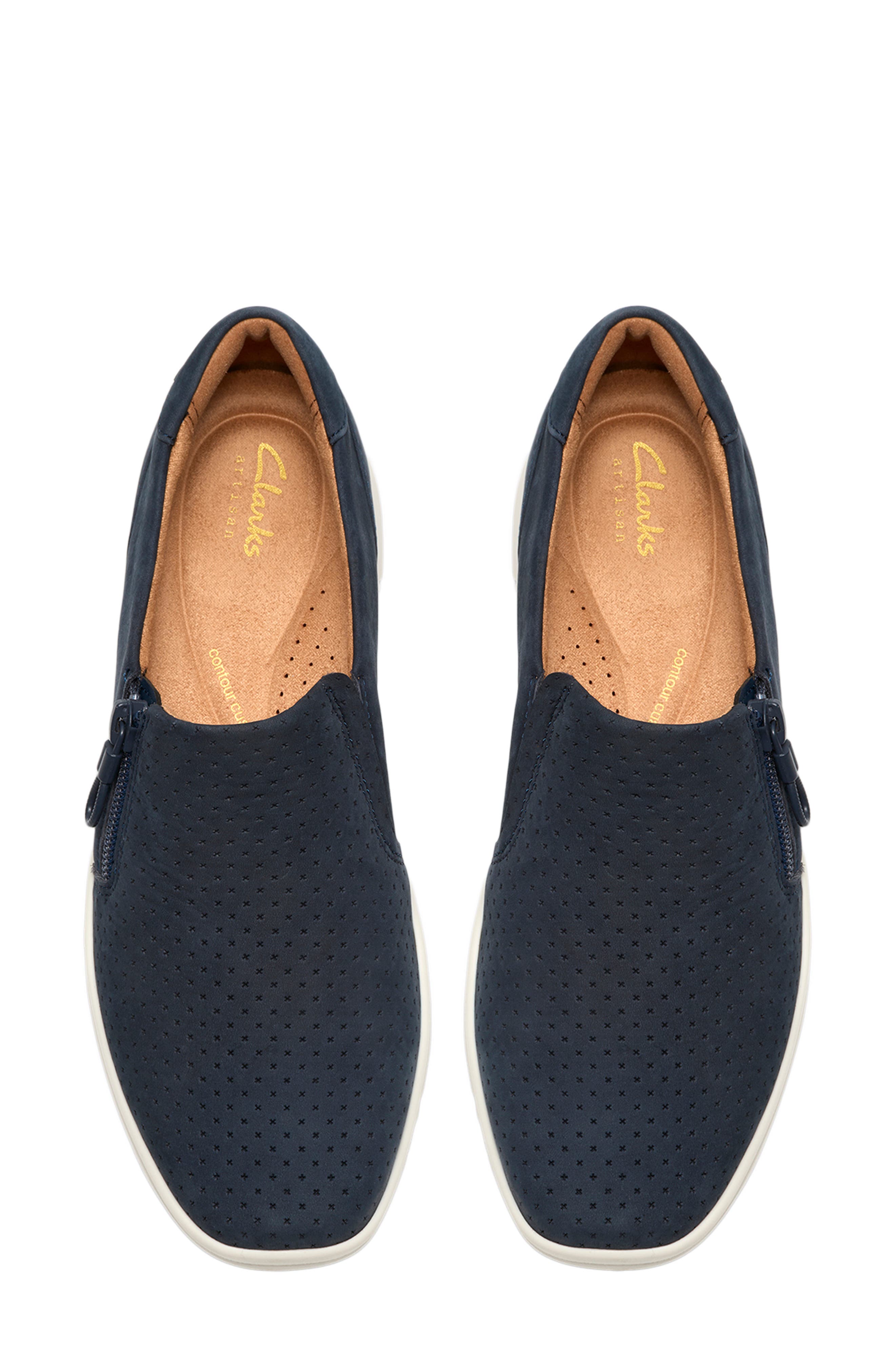 Lynell Sky Sneaker, Alternate, color, NAVY NUBUCK