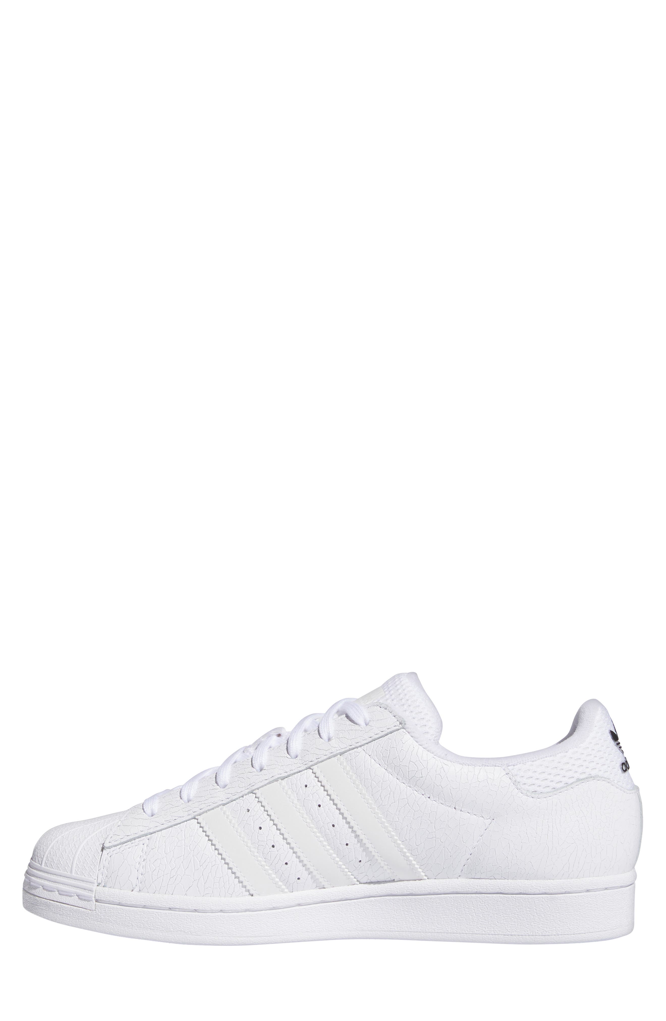 adidas Superstar ADV x Vitoria Low Top Sneaker, Alternate, color, Footwear White