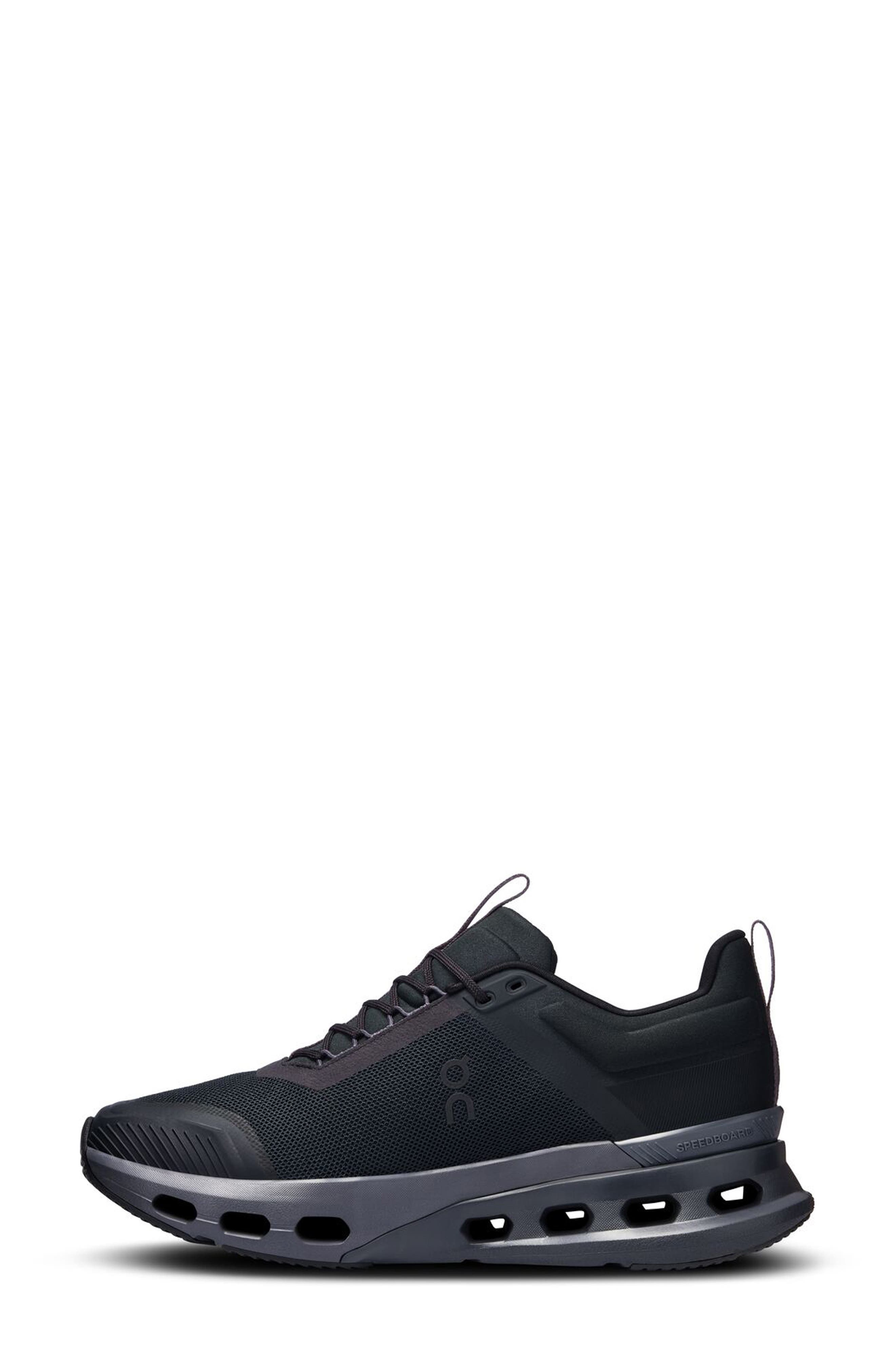 Женские кроссовки On Cloudnova X Training Sneaker — фото 6