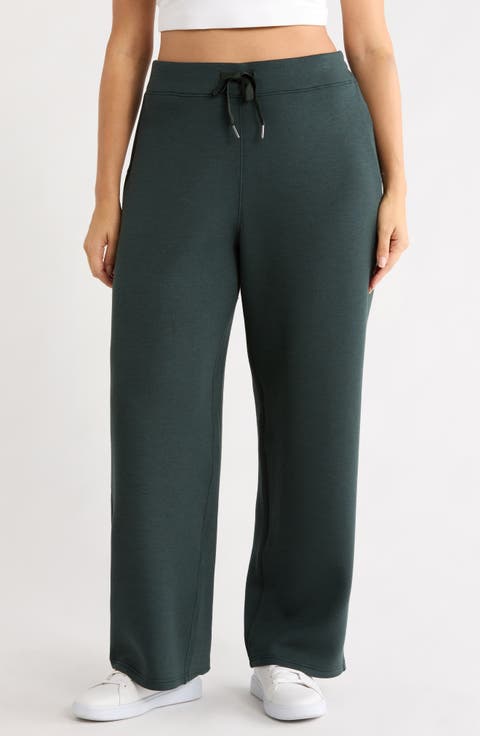 AirEssentials Straight Leg Pants
