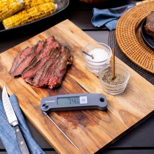 Maverick Extra Large Lcd Thermocouple Thermometer In Blue