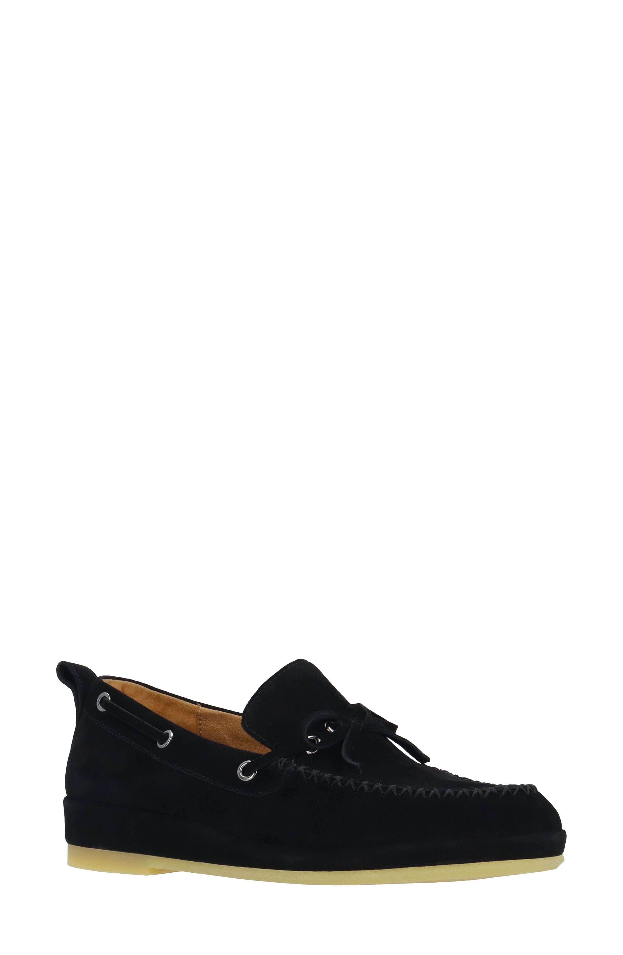 L'amour Des Pieds Corlina Loafer In Black