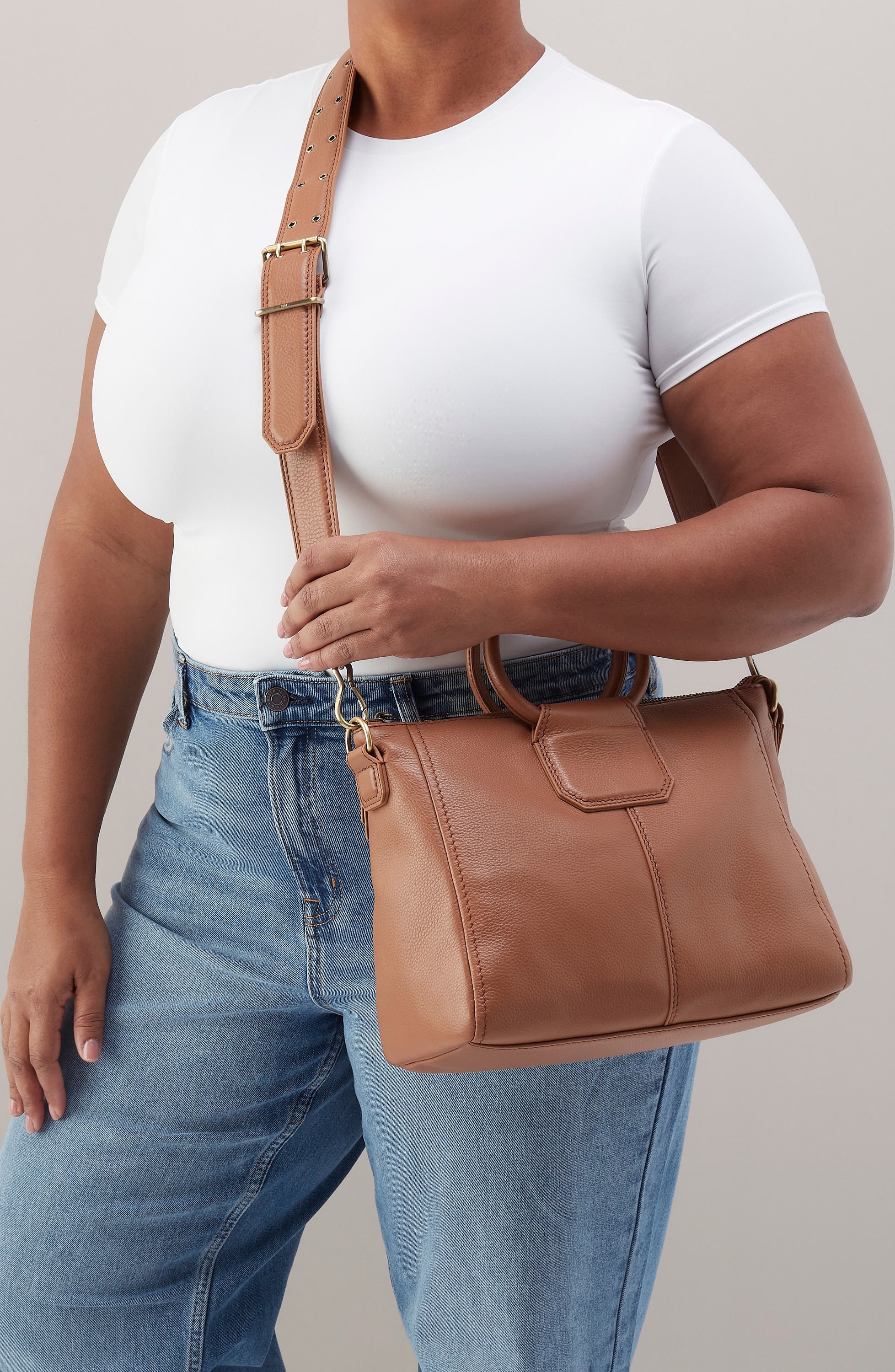 HOBO Medium Sheila Leather Satchel, Alternate, color, Brown Sugar