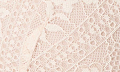 Etam Aura N°4 Classique Underwire Bra In White