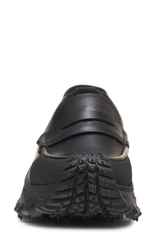 Moncler Trailgrip Loafer In Black