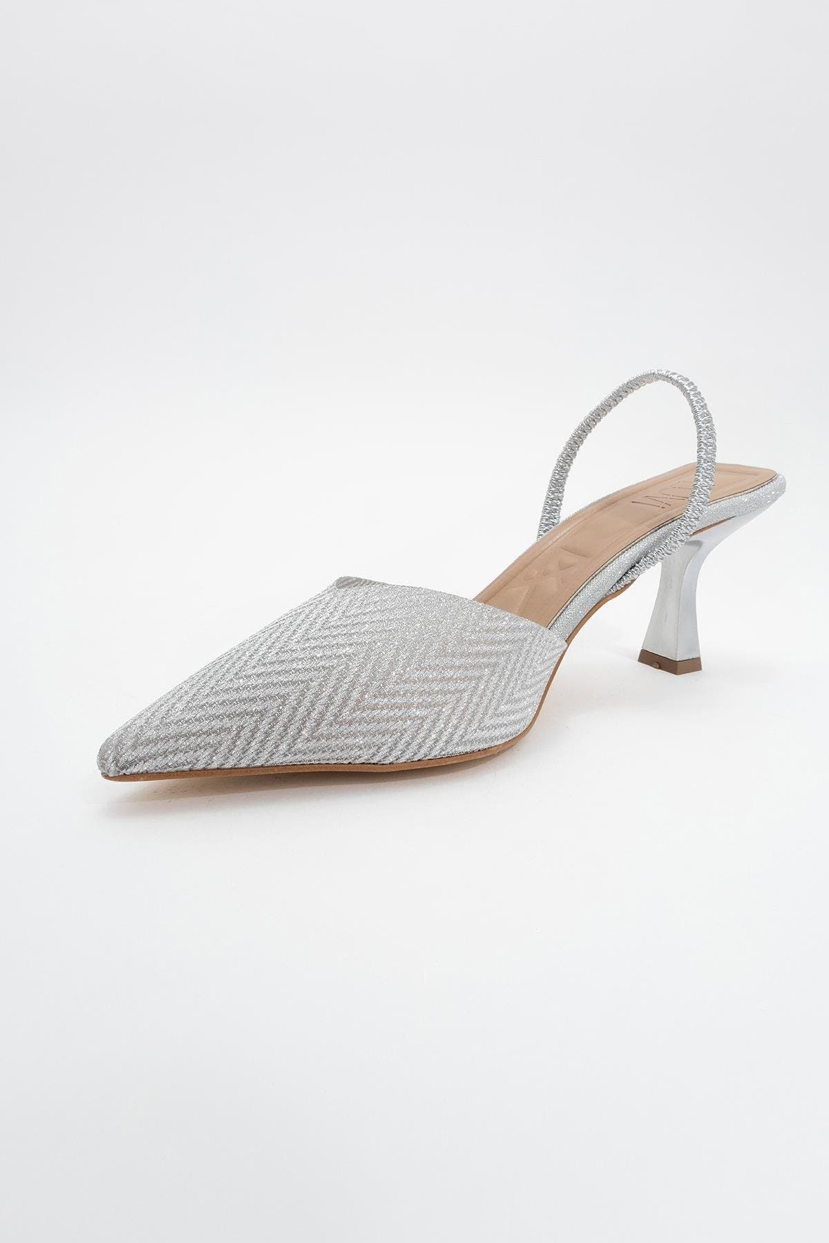 Renos Pointed Toe Pump, Alternate, color, Silver
