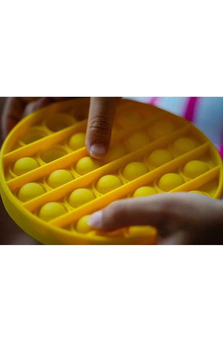 FoxMind Games Last One Lost, Yellow, Alternate, color, Yellow