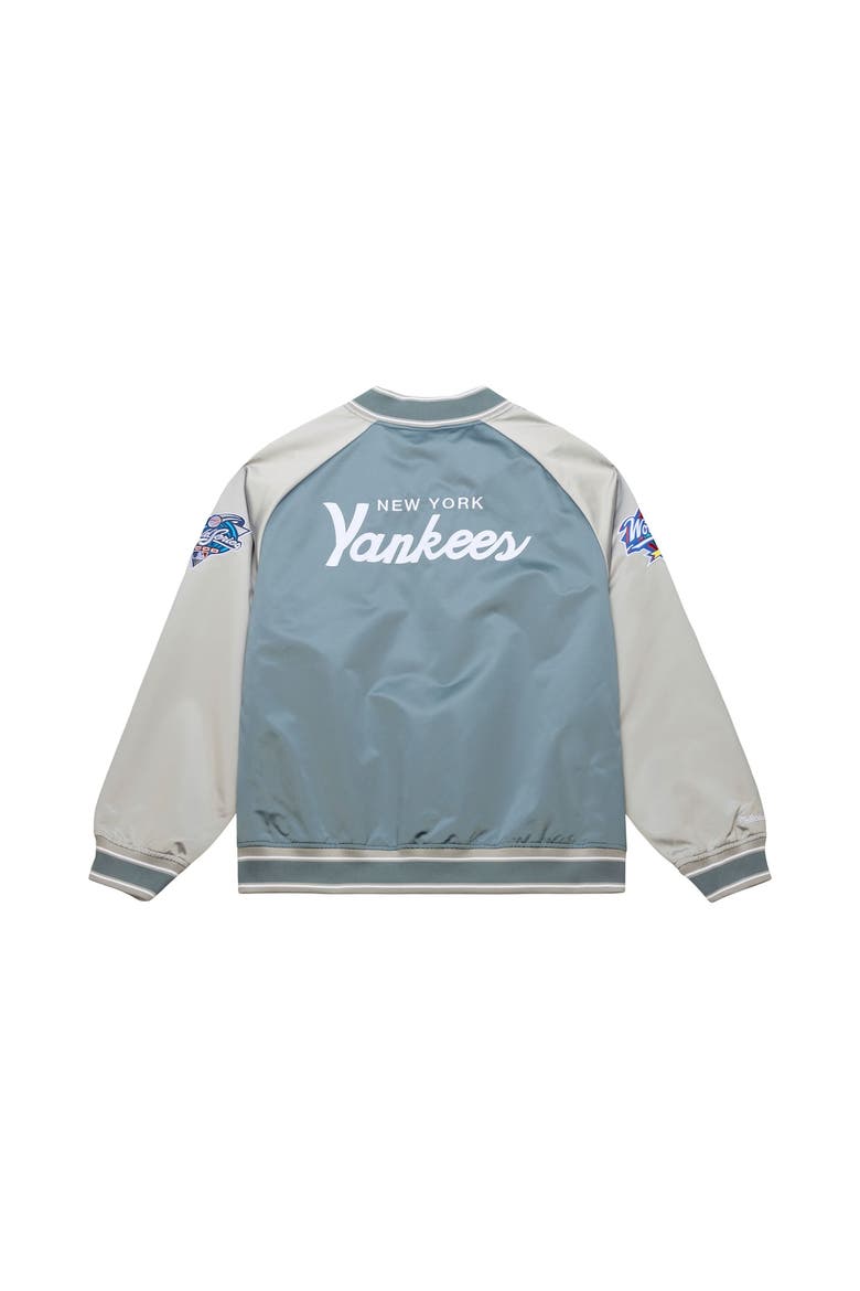 Men's Mitchell & Ness  Gray New York Yankees Thunderstorm Head Coach Lightweight Satin Full-Snap Jacket, Alternate, color, Gray