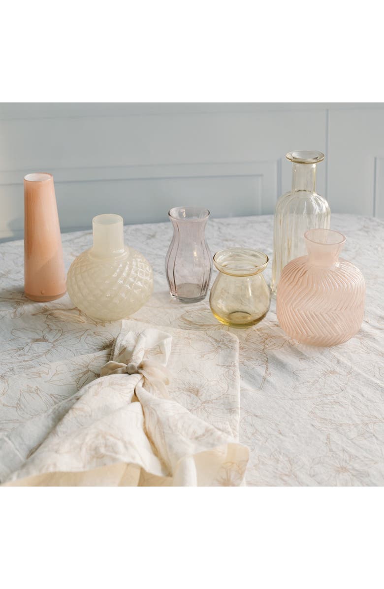 CG Hunter Blush Lilies Napkins, Alternate, color, Blush Lilies