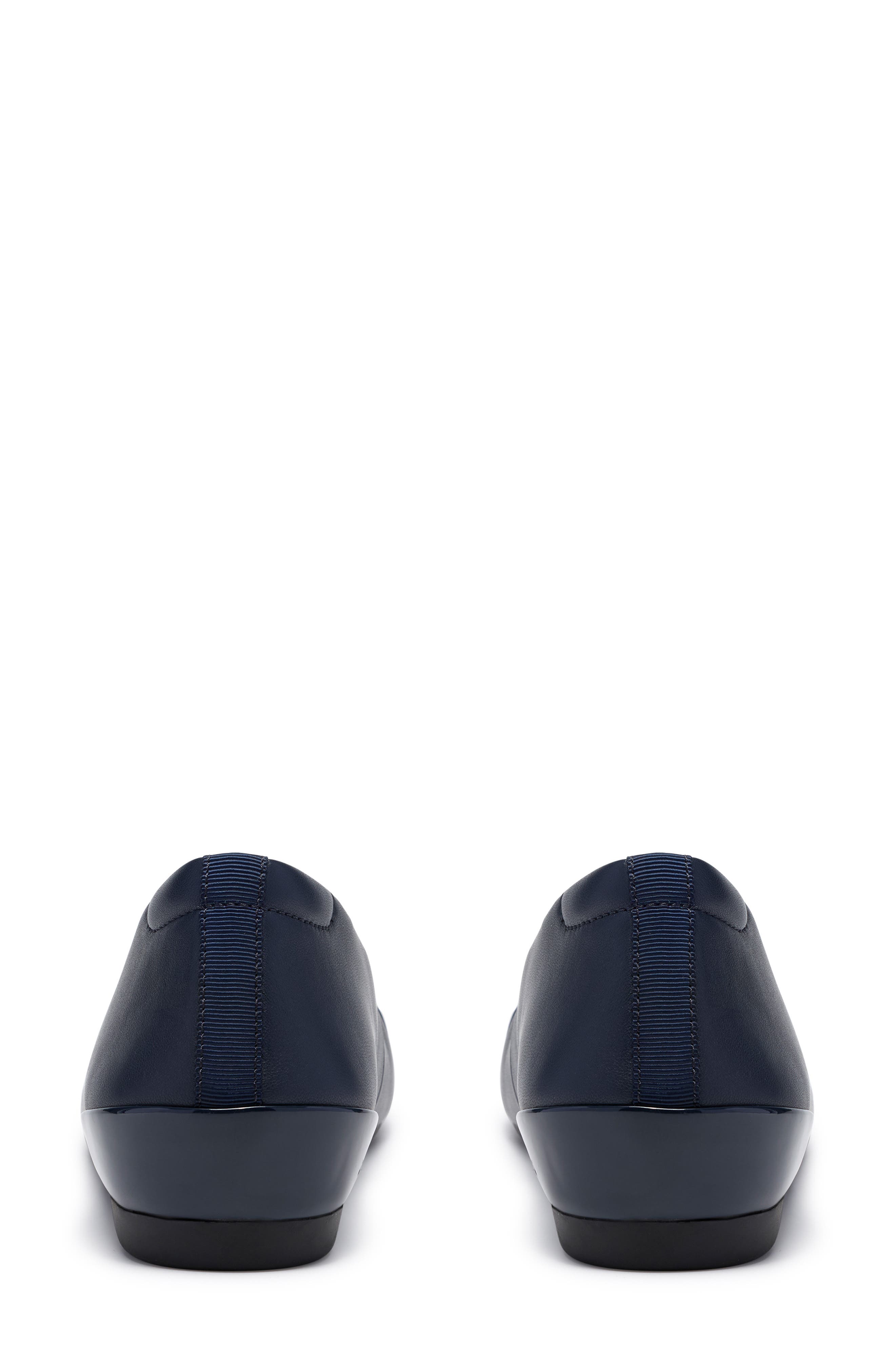 Cathrynn Dusk Skimmer Flat, Alternate, color, NAVY COMBI PAT