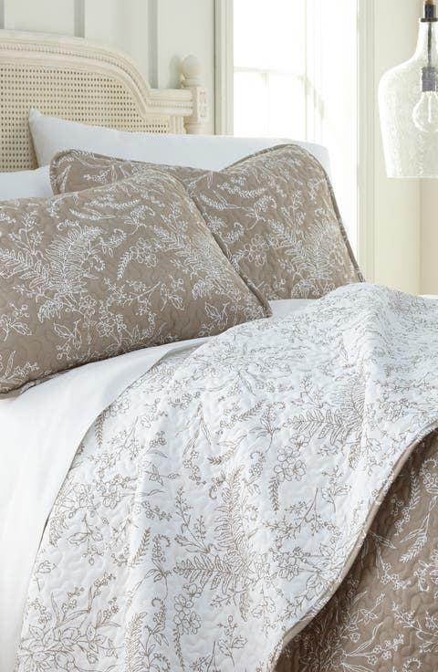 Winter Brush Reversible Quilt Set